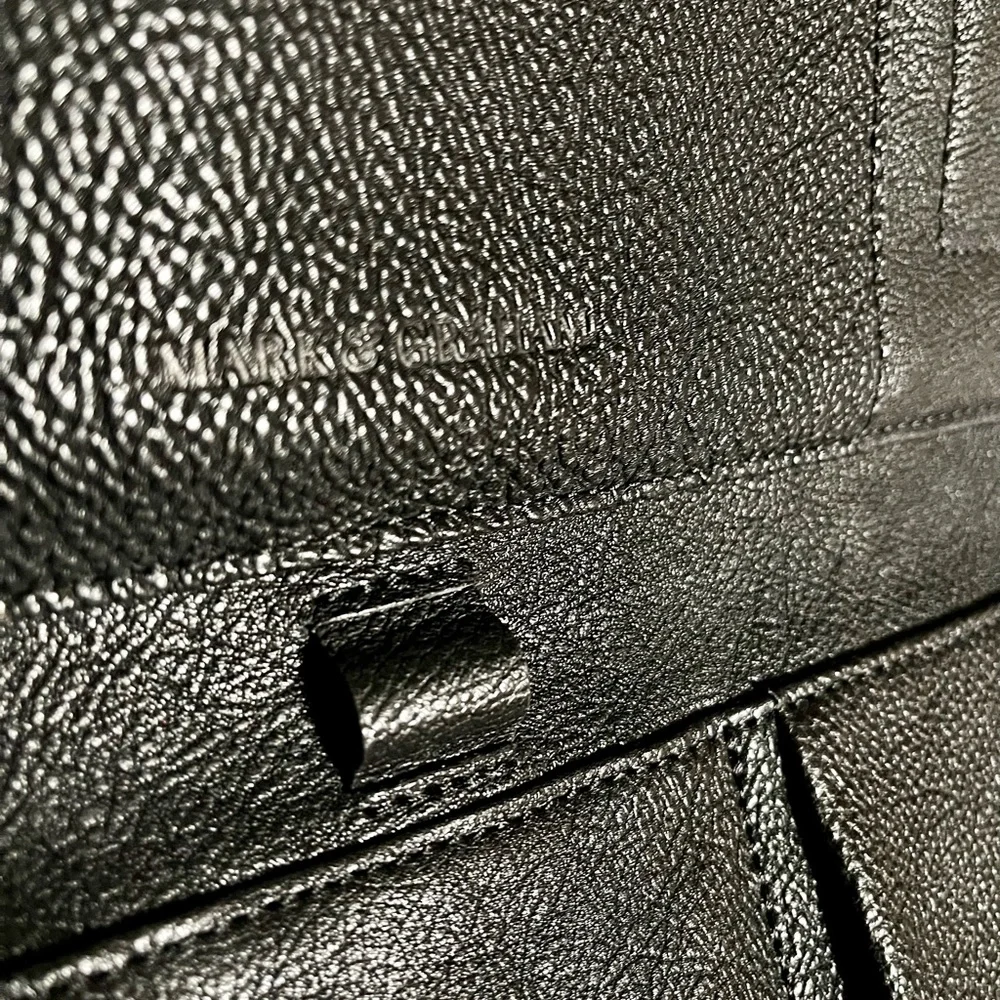 Mark & Graham pebble grain leather sleeve with many compartments